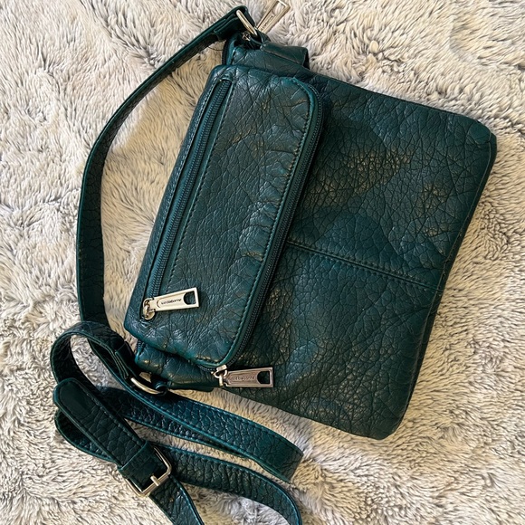 Liz Claiborne faux leather bag - long adjustable strap - Picture 3 of 10